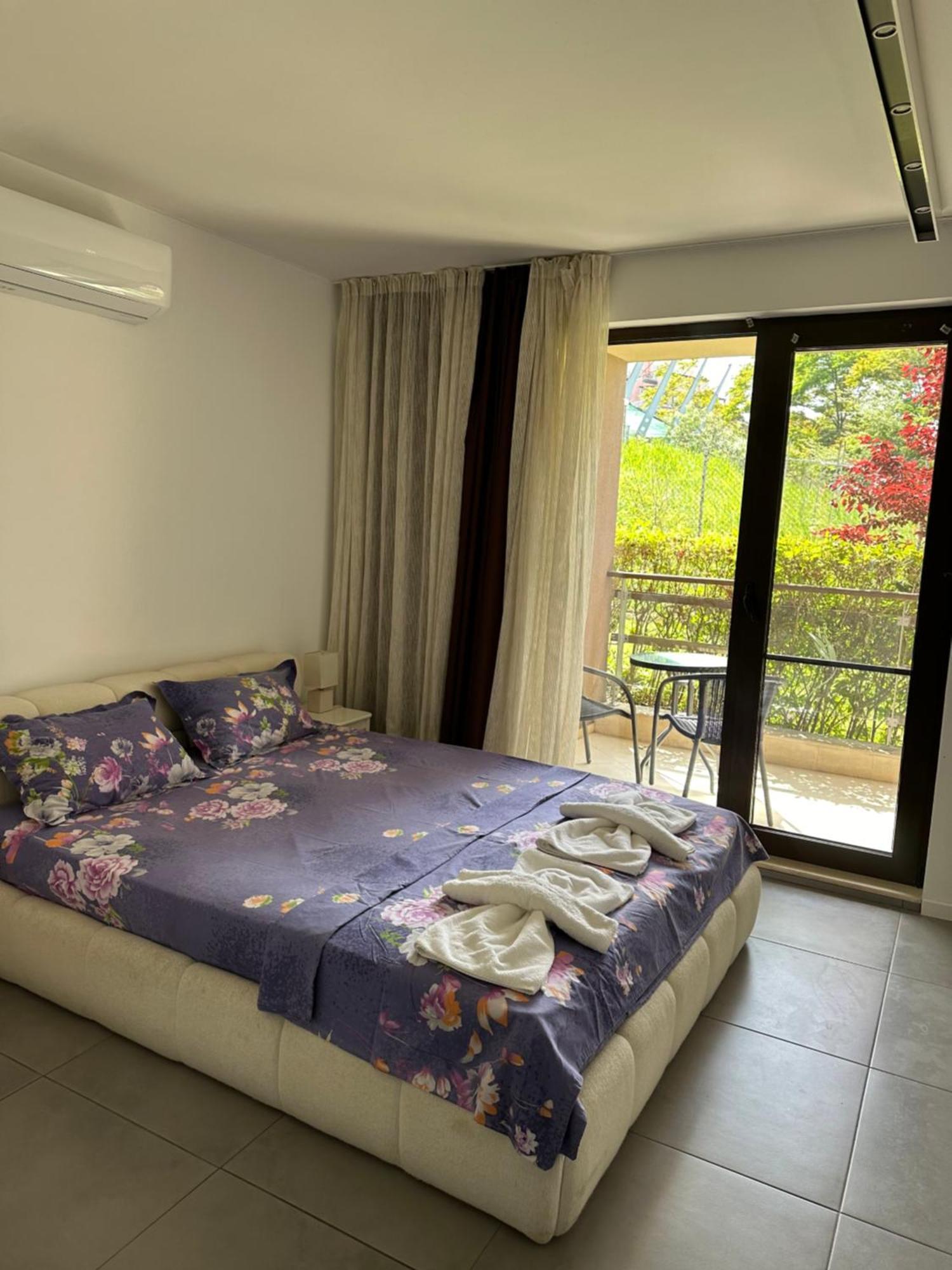 Gitea Sand Lilies Apartments Sozopol Buitenkant foto