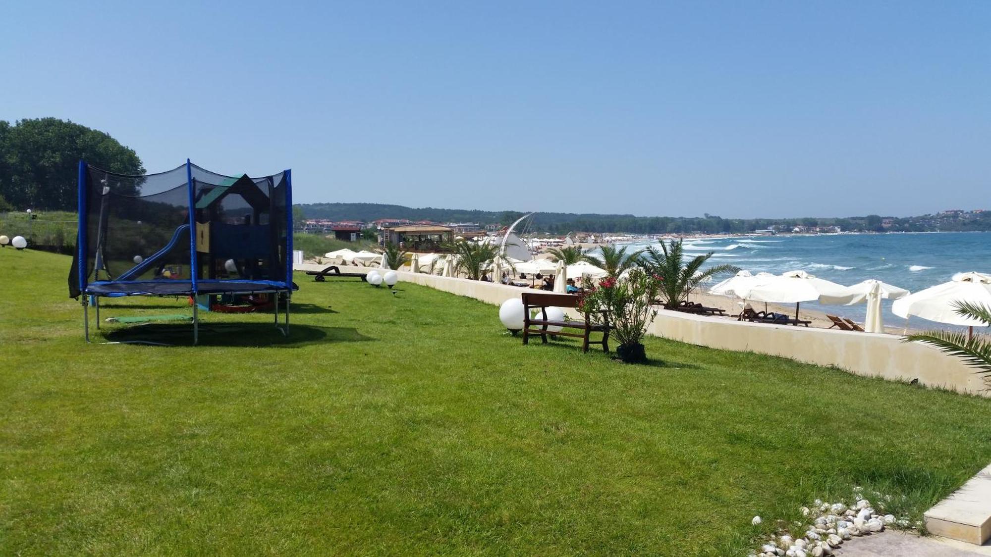 Gitea Sand Lilies Apartments Sozopol Buitenkant foto